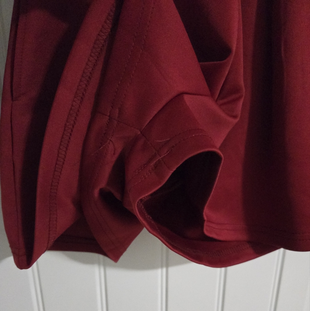 Lioness Deep V One Piece Burgandy Sz S NWT - Picture 6 of 6